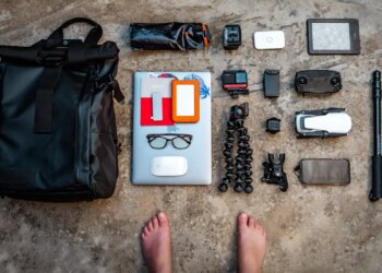 Ultimate Digital Nomad Gear Guide for Your Productivity